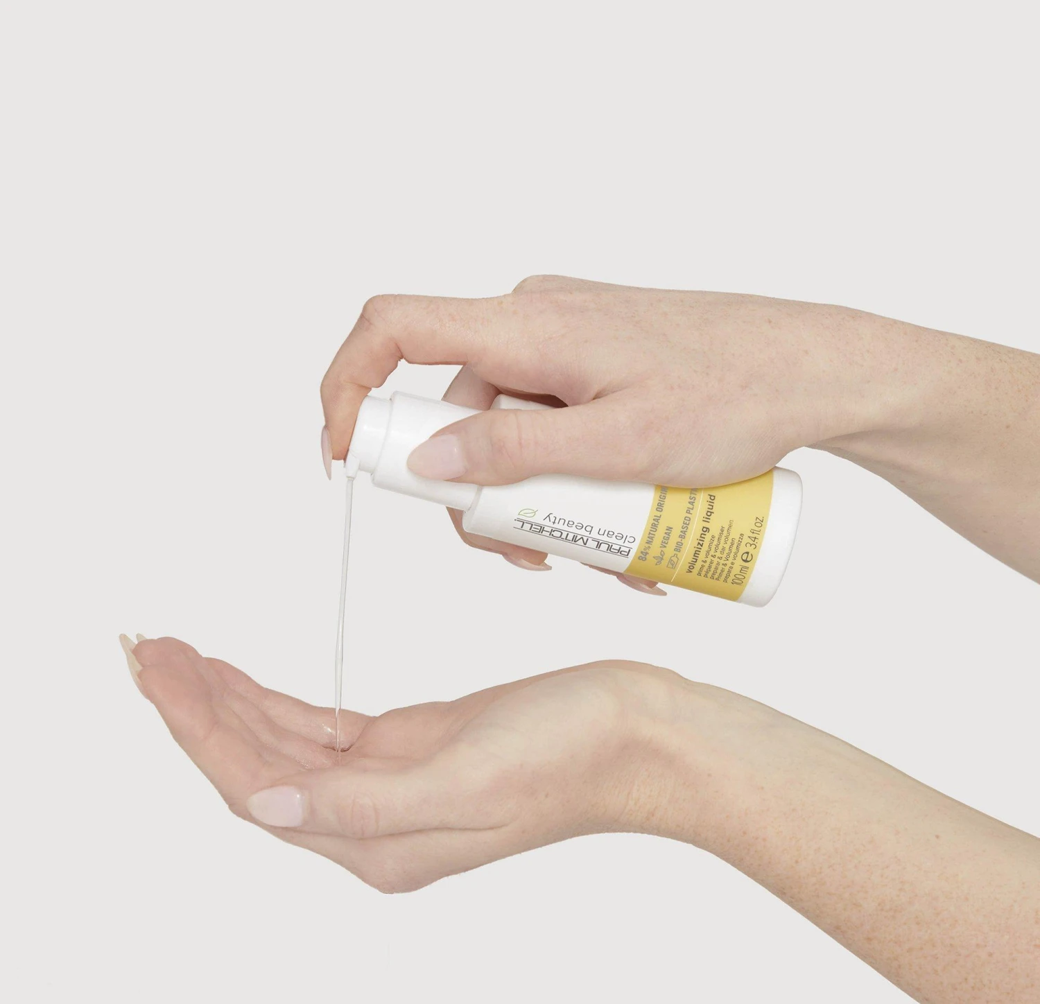 CLEAN BEAUTY VOLUMIZING LIQUID 3 CLEAN BEAUTY VOLUMIZING LIQUID - Image 3